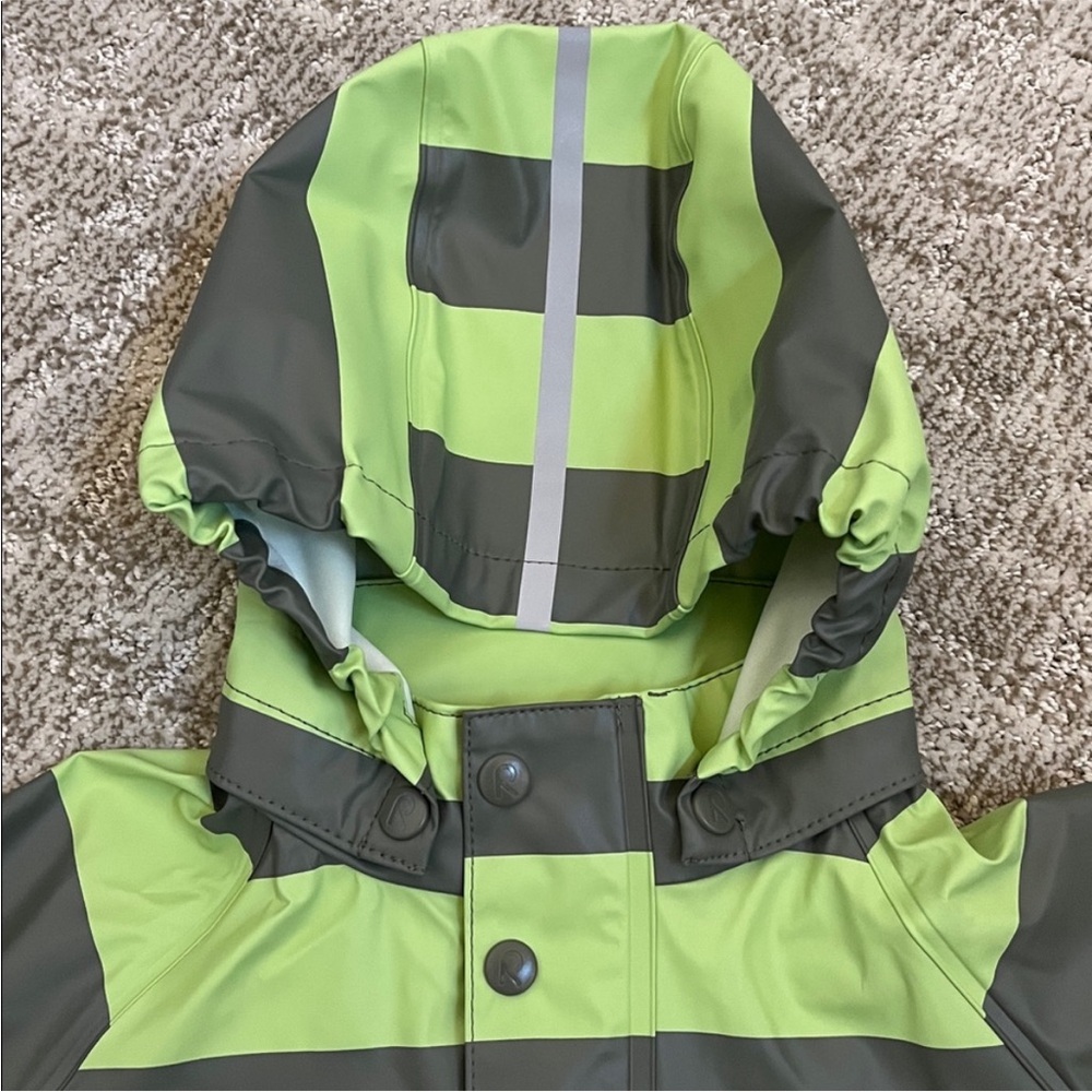 Reima Kids' Vesi Raincoat in Greyish Green Stripe - Picture 6 of 10